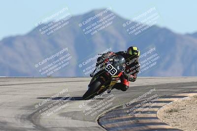 media/Dec-07-2025-CVMA (Sun) [[3e7d2de5dc]]/Race 5-Formula UL-CVMA Hooligans-American Thunder/